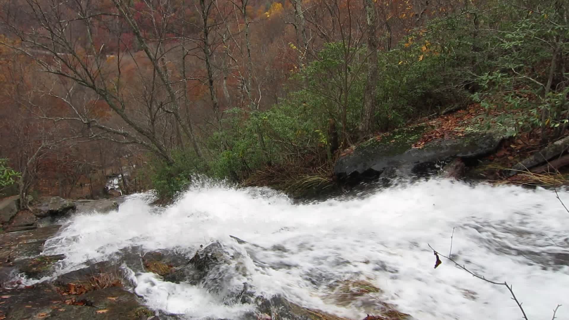 Getting out of town -  Crabtree Falls