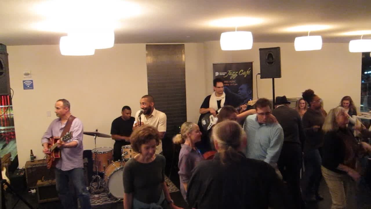 Jazz Cafe at the VMFA -  "Andrew Alli and the Mainline"